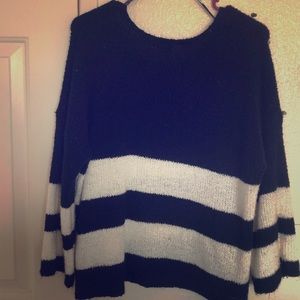 Two toned  sweater size L